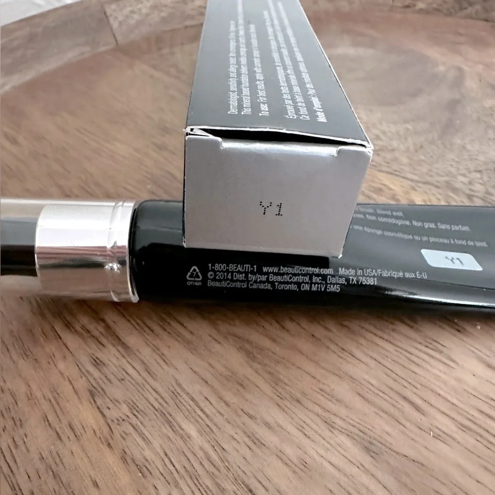 Beauticontrol Smooth Perfection Foundation- Y1